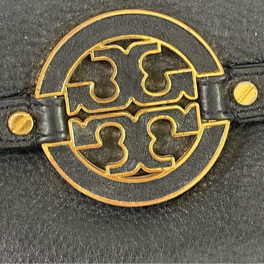 Tory Burch Black Leather Amanda Flap Continental Wallet - Picture 2 of 11